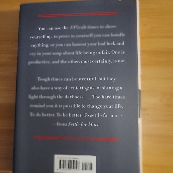 HARD COVER MEGYN KELLY "SETTLE FOR MORE" - Picture 3 of 6